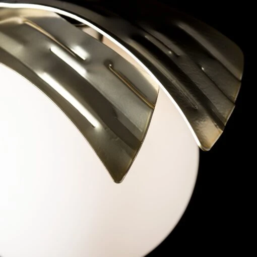 Crest Table Lamp - Image 6