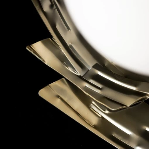 Crest Table Lamp - Image 7