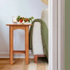 Heartwood Shaker End Table -HomeNest Store Heartwood Shaker Lamp Table Life 1