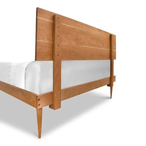 Larssen Bed - Image 4