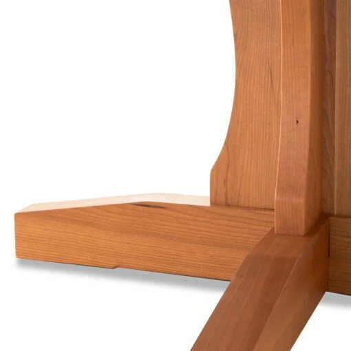New Traditions Round Pedestal Table - Image 4