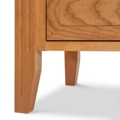 Renfrew Shaker 3-Drawer Nightstand -HomeNest Store Renfrew 3 Drawer Nighstand 3
