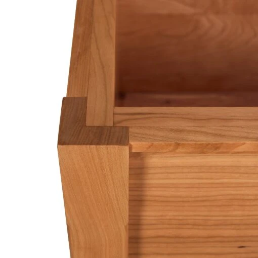 Vermont Shaker Blanket Chest - Image 5